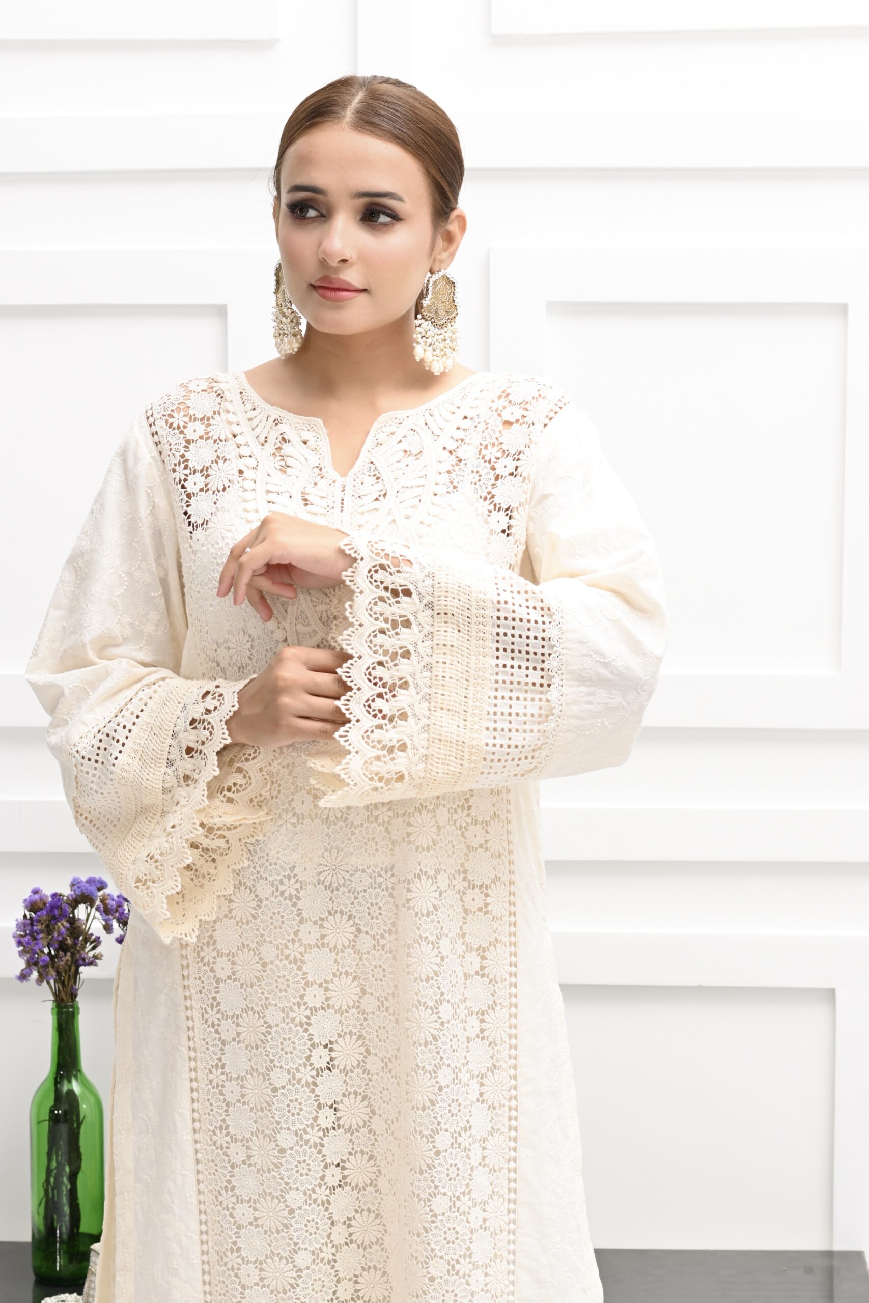 Ivory Lace Kurta - Image 3