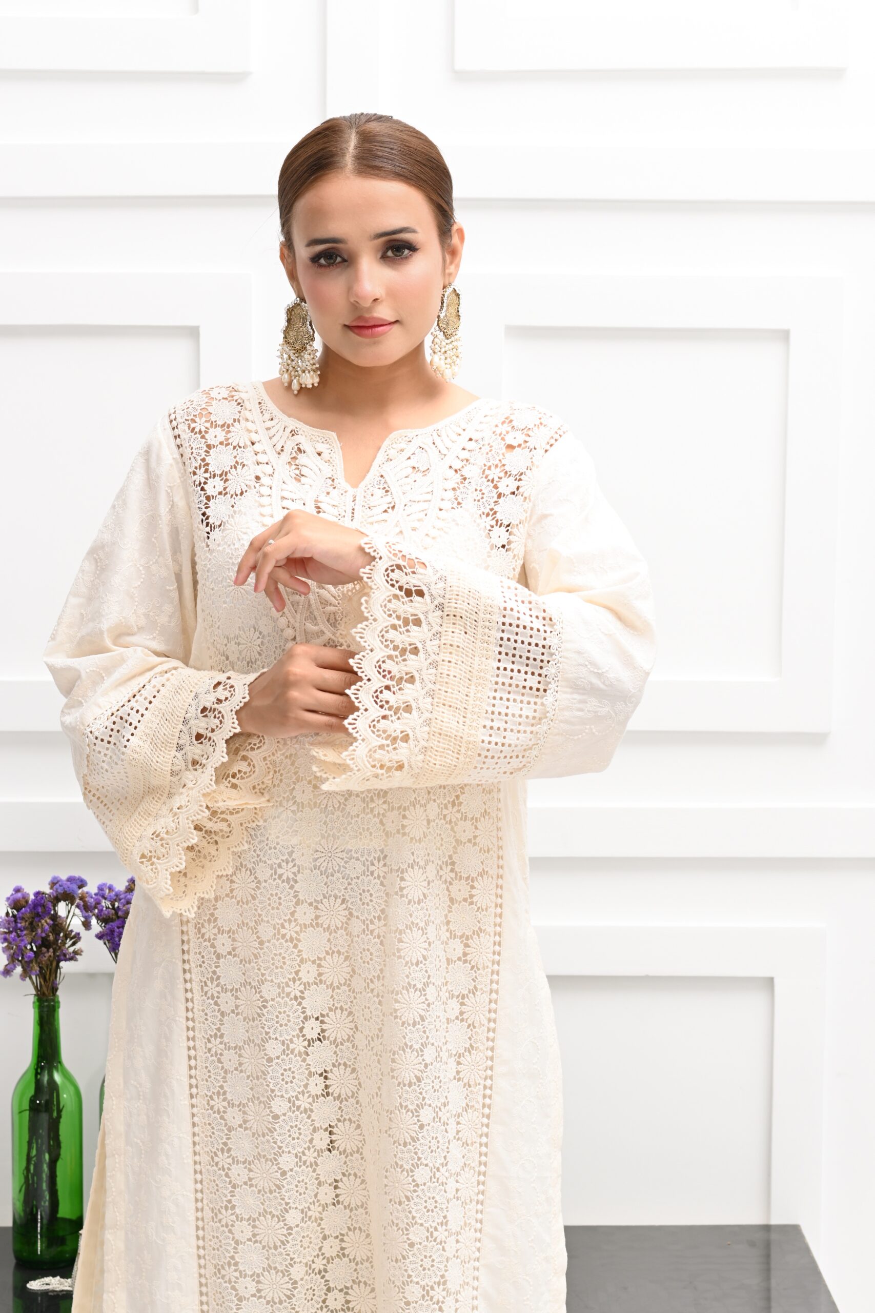 Ivory Lace Kurta - Image 4